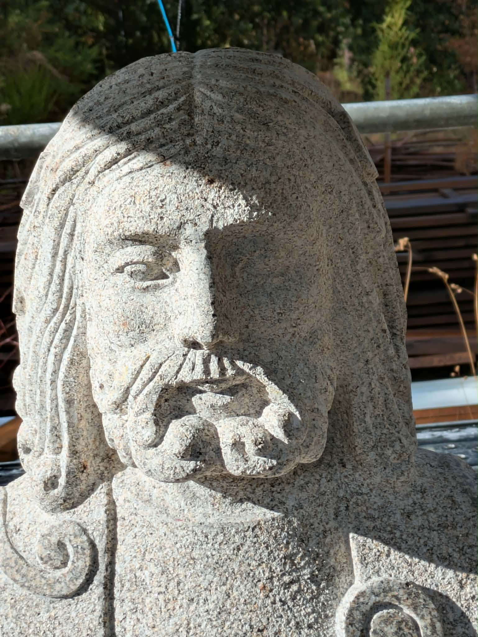 Création d&rsquo;une sculpture en granit de SANT KILINENN